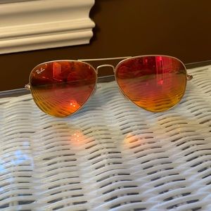 Ray ban aviator sunglasses